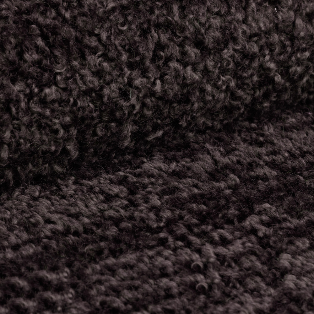 Qubo™ Just Table 50 Currant FLUFFY FIT